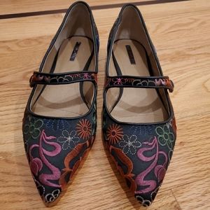 Embroiderd flats